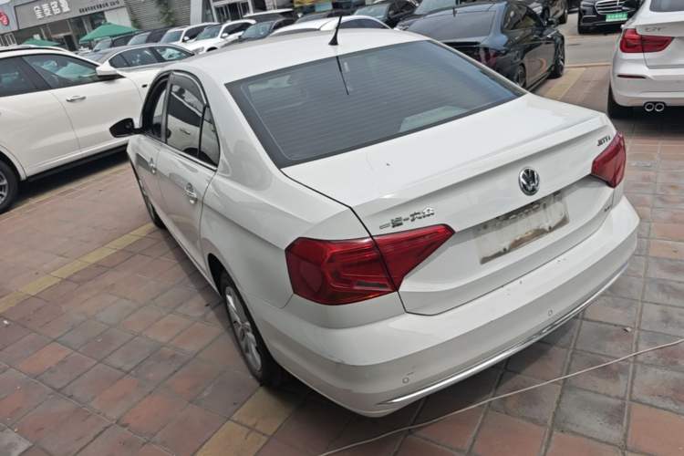 Used Volkswagen Jetta 2017 1.5L Automatic Comfort Model Rear Left 45 Deg
