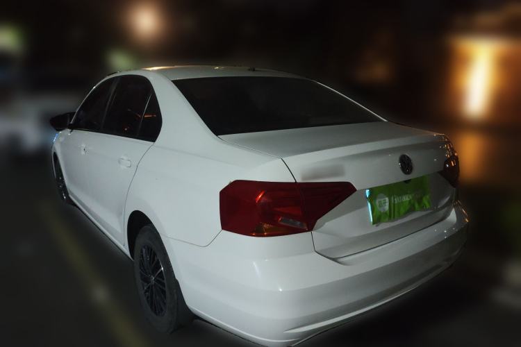 Used Volkswagen Jetta 2017 1.5L Manual Fashion Edition Rear Left 45 Deg