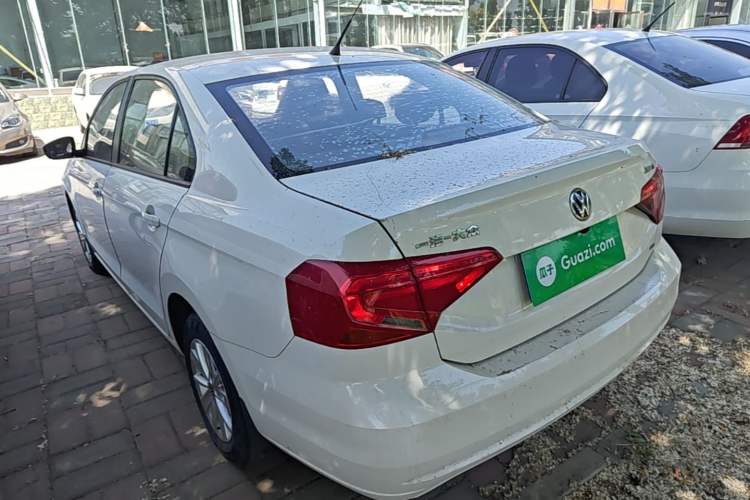 Used Volkswagen Jetta 2017 1.5L Automatic Fashion Model Rear Left 45 Deg