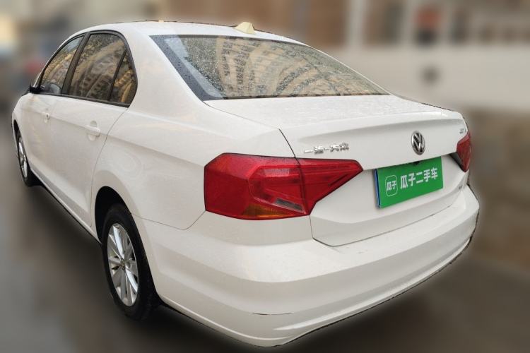 Used Volkswagen Jetta 2017 1.5L Manual Fashion Edition Rear Left 45 Deg