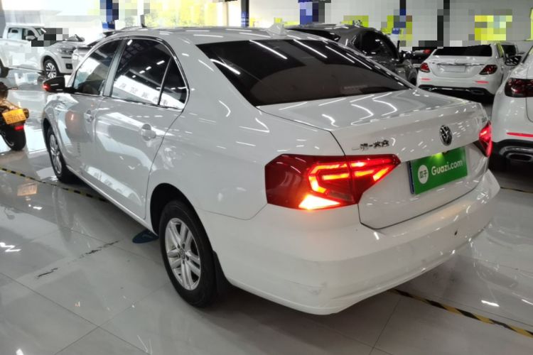 Used Volkswagen Jetta 2017 1.4L Manual Fashion Edition Rear Left 45 Deg