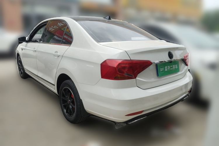 Used Volkswagen Jetta 2017 1.5L Manual Fashion Edition Rear Left 45 Deg