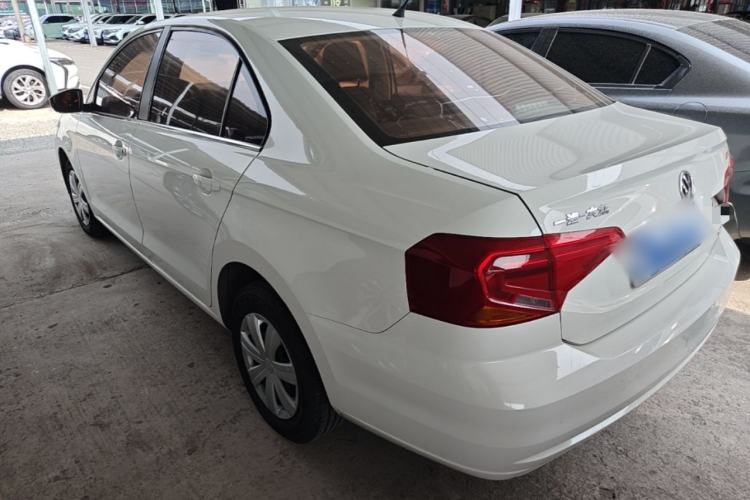 Used Volkswagen Jetta 2017 1.5L Manual Fashion Edition Rear Left 45 Deg