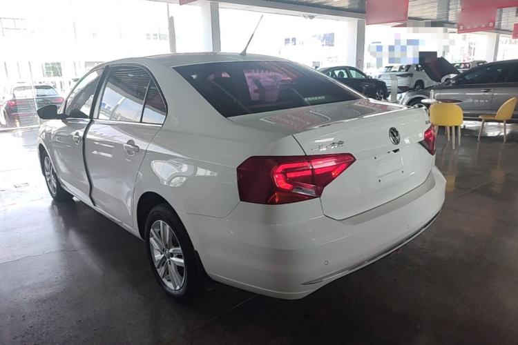 Used Volkswagen Jetta 2017 1.4L Manual Comfort Model Rear Left 45 Deg