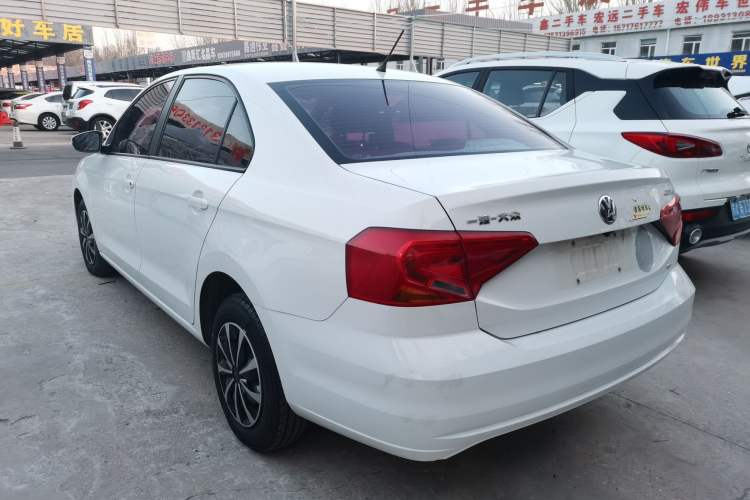 Used Volkswagen Jetta 2017 1.5L Manual Fashion Edition Rear Left 45 Deg