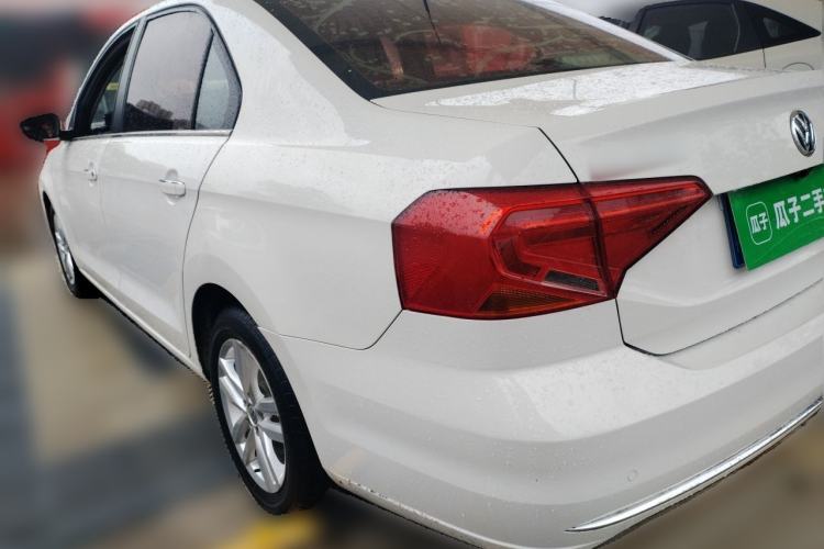 Used Volkswagen Jetta 2017 1.5L Manual Comfort Model Rear Left 45 Deg