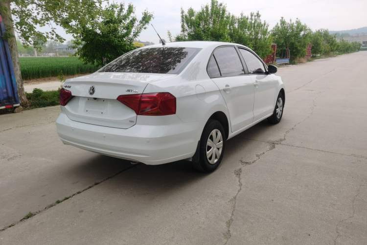 Used Volkswagen Jetta 2017 1.5L Automatic Fashion Model Rear Right 45 Deg