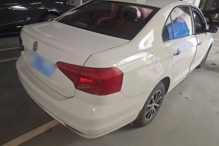 Used Volkswagen Jetta 2017 1.5L Manual Fashion Edition Rear Right 45 Deg