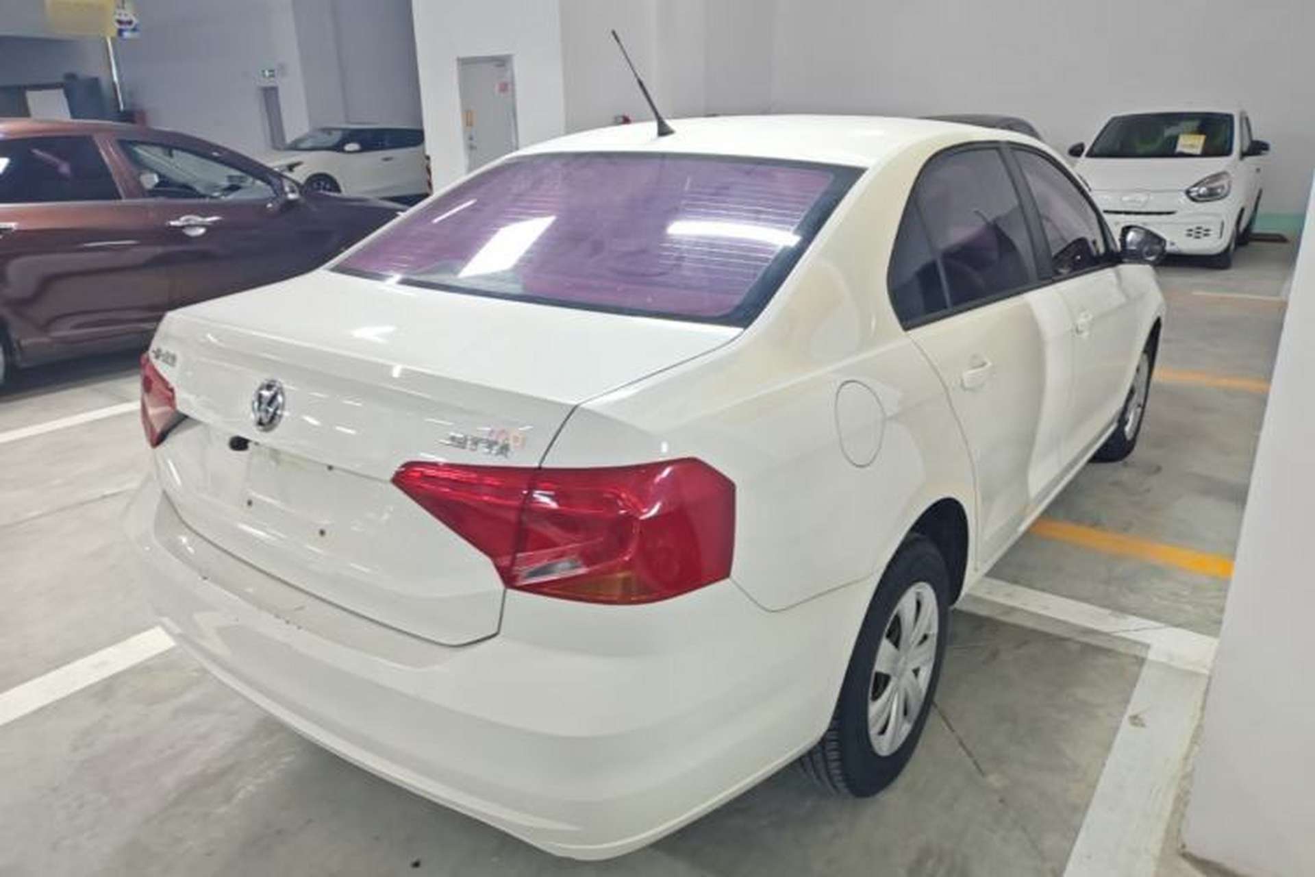 Used Volkswagen Jetta 2017 1.4L Manual Fashion Edition Rear Right 45 Deg
