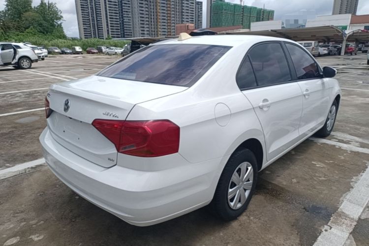 Used Volkswagen Jetta 2017 1.5L Manual Fashion Edition Rear Right 45 Deg