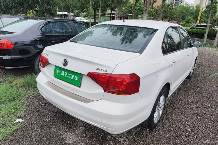 Used Volkswagen Jetta 2017 1.4L Manual Comfort Model Rear Right 45 Deg