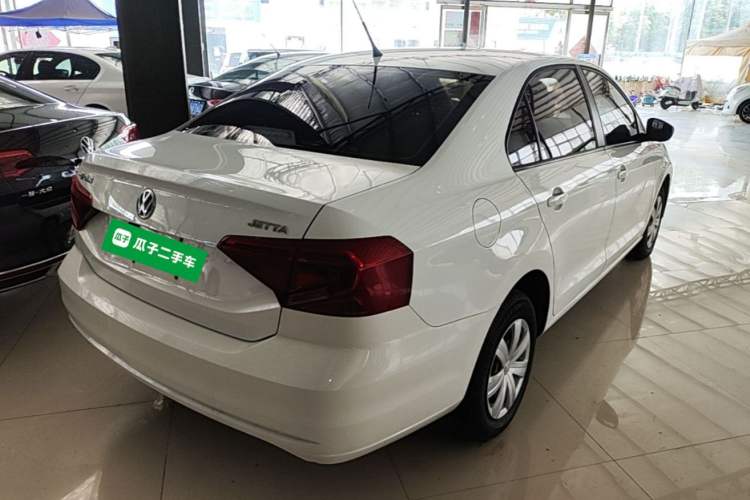 Used Volkswagen Jetta 2017 1.4L Manual Fashion Edition Rear Right 45 Deg