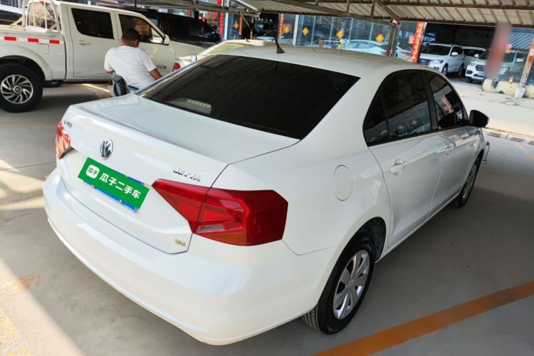 Used Volkswagen Jetta 2017 1.5L Manual Fashion Edition Rear Right 45 Deg