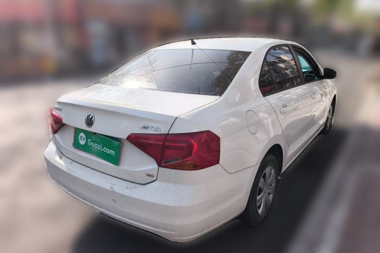 Used Volkswagen Jetta 2017 1.5L Manual Fashion Edition Rear Right 45 Deg