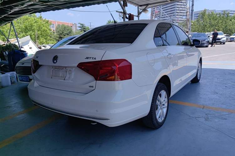 Used Volkswagen Jetta 2017 1.5L Automatic Comfort Model Rear Right 45 Deg