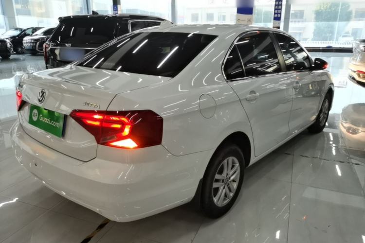 Used Volkswagen Jetta 2017 1.4L Manual Fashion Edition Rear Right 45 Deg