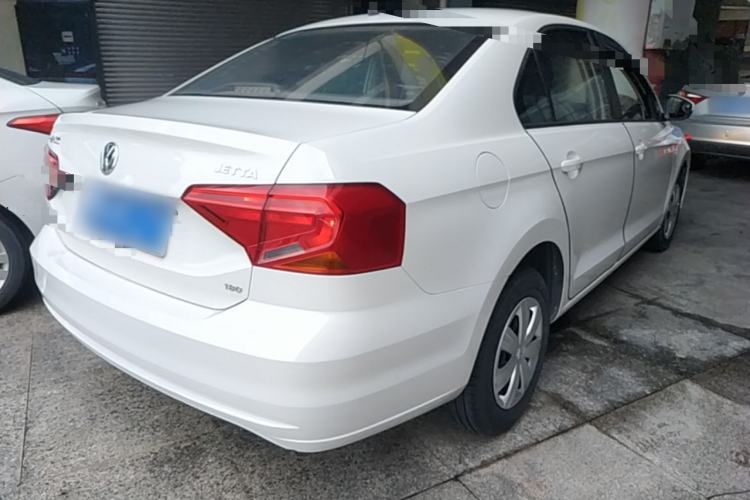 Used Volkswagen Jetta 2017 1.5L Manual Fashion Edition Rear Right 45 Deg