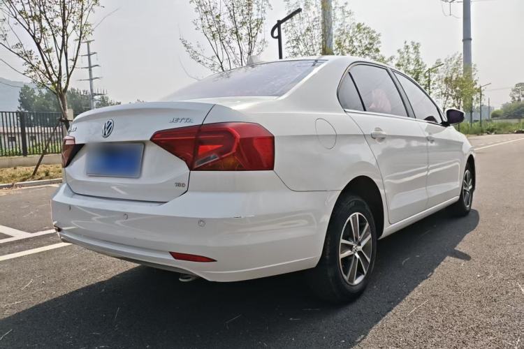 Used Volkswagen Jetta 2017 1.5L Manual Fashion Edition Rear Right 45 Deg