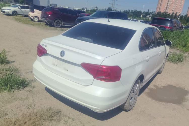 Used Volkswagen Jetta 2017 1.4L Manual Fashion Edition Rear Right 45 Deg