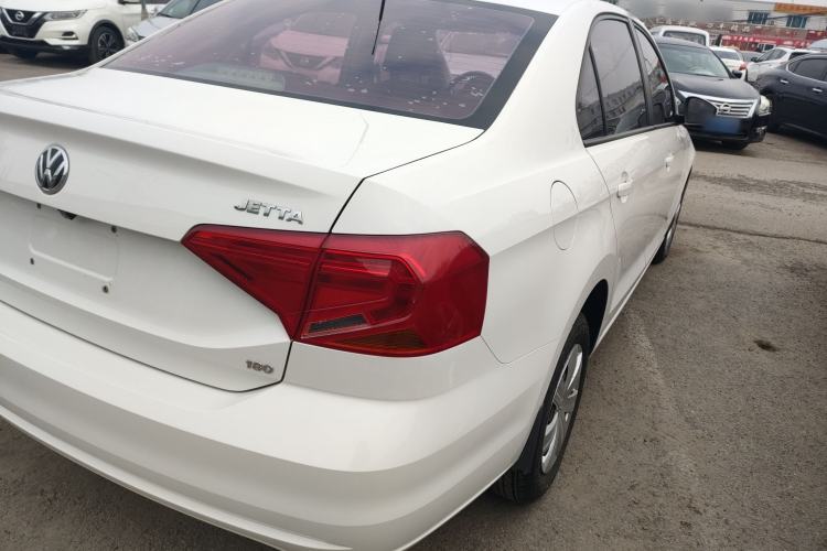 Used Volkswagen Jetta 2017 1.5L Manual Fashion Edition Rear Right 45 Deg