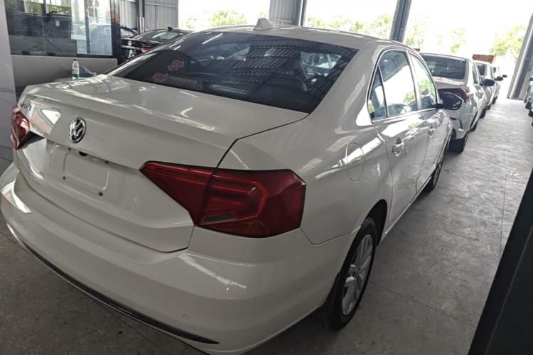 Used Volkswagen Jetta 2017 1.5L Automatic Comfort Model Rear Right 45 Deg