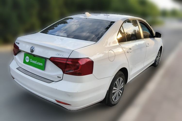 Used Volkswagen Jetta 2017 1.5L Manual Fashion Edition Rear Right 45 Deg