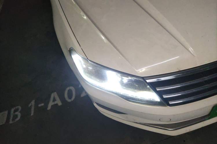 Used Volkswagen Jetta 2017 1.5L Manual Comfort Model Right Front Headlight