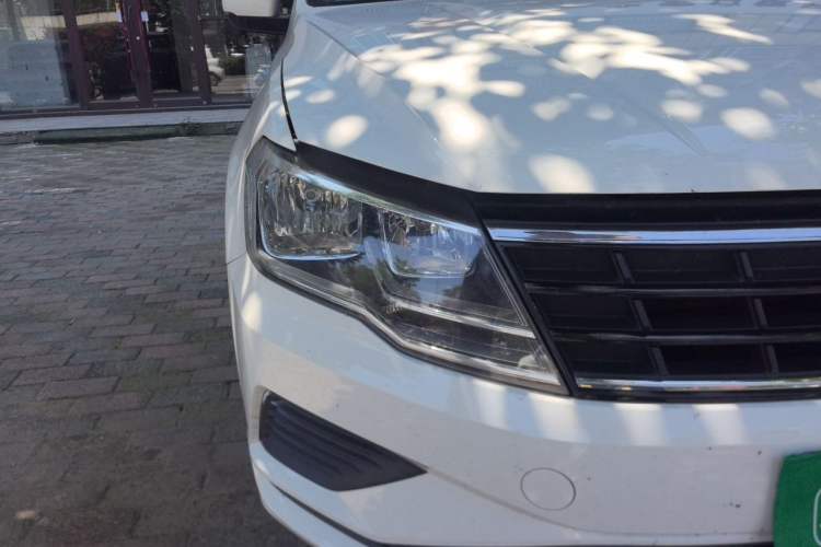 Used Volkswagen Jetta 2017 1.5L Automatic Fashion Model Right Front Headlight