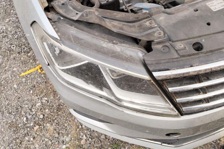 Used Volkswagen Jetta 2017 1.4L Manual Comfort Model Right Front Headlight