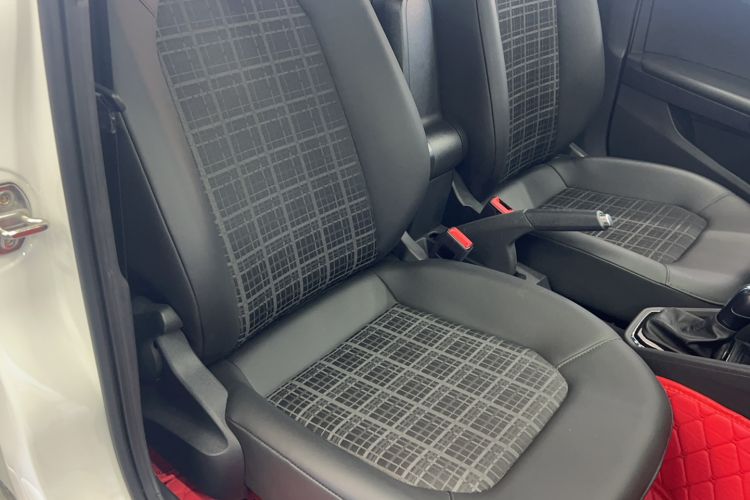 Used Volkswagen Jetta 2017 1.5L Automatic Comfort Model Right Front Seat