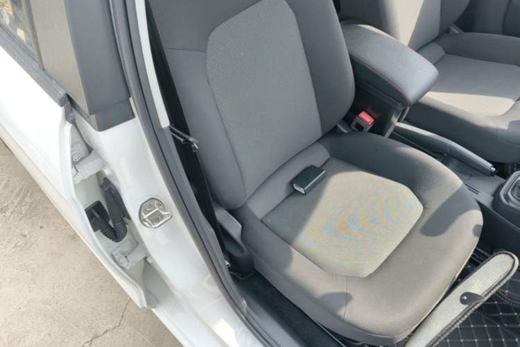 Used Volkswagen Jetta 2017 1.5L Automatic Fashion Model Right Front Seat