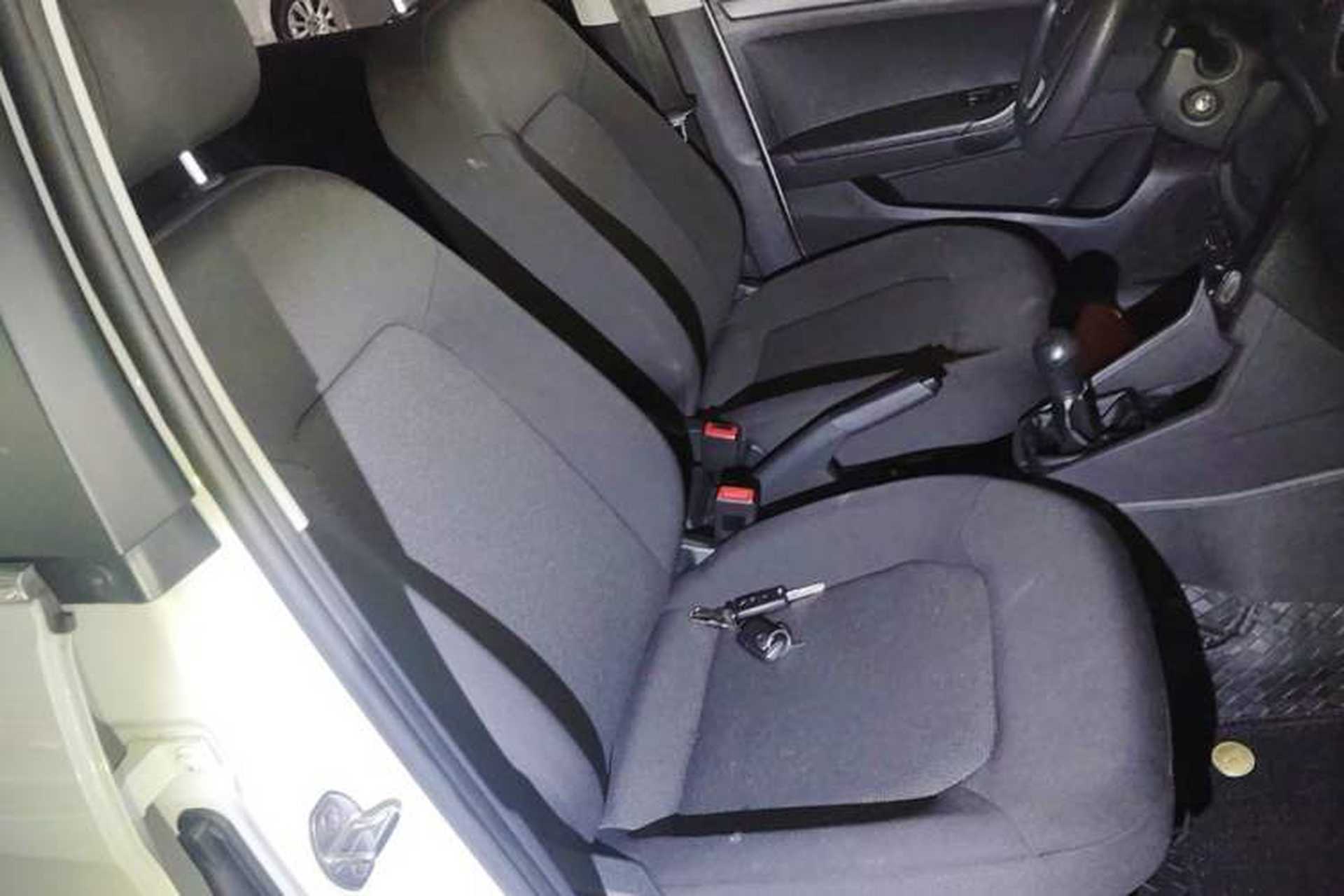 Used Volkswagen Jetta 2017 1.5L Manual Fashion Edition Right Front Seat