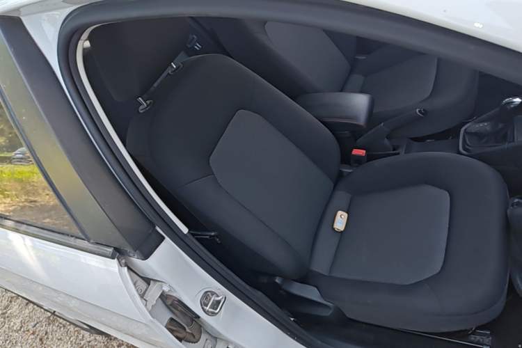 Used Volkswagen Jetta 2017 1.5L Automatic Fashion Model Right Front Seat