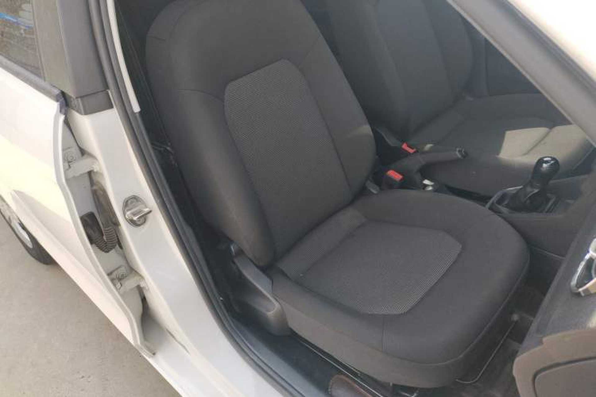 Used Volkswagen Jetta 2017 1.5L Manual Fashion Edition Right Front Seat