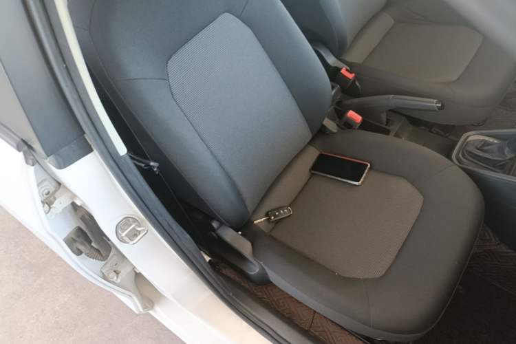 Used Volkswagen Jetta 2017 1.5L Automatic Fashion Model Right Front Seat