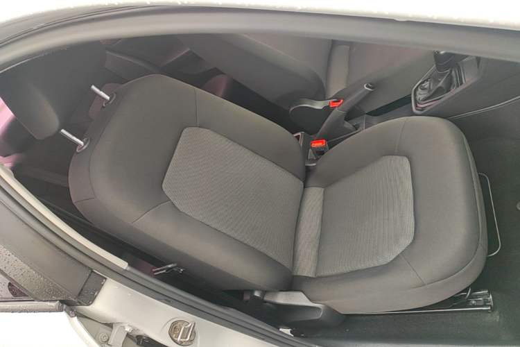 Used Volkswagen Jetta 2017 1.5L Automatic Fashion Model Right Front Seat