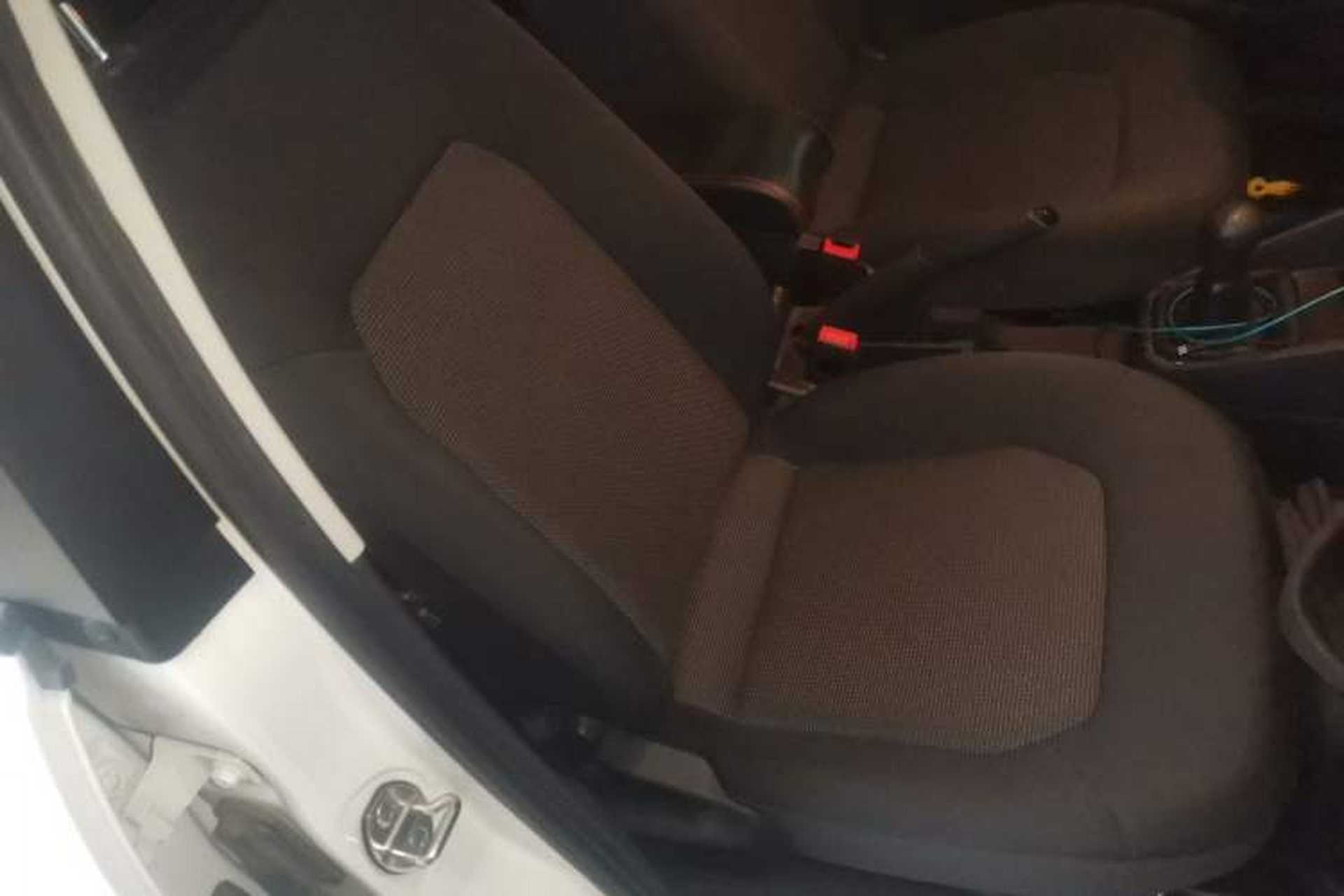 Used Volkswagen Jetta 2017 1.5L Manual Fashion Edition Right Front Seat