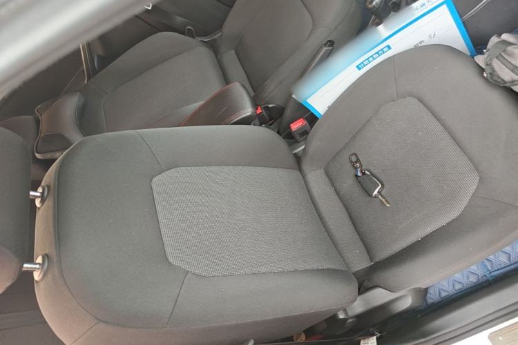 Used Volkswagen Jetta 2017 1.5L Manual Fashion Edition Right Front Seat