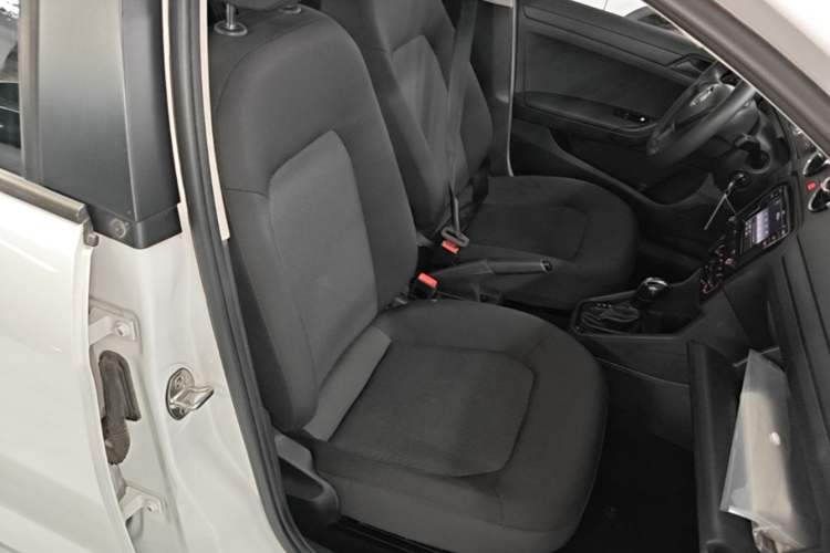 Used Volkswagen Jetta 2017 1.5L Automatic Fashion Model Right Front Seat