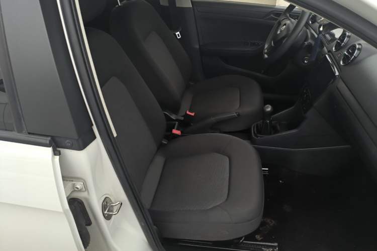 Used Volkswagen Jetta 2017 1.5L Manual Fashion Edition Right Front Seat