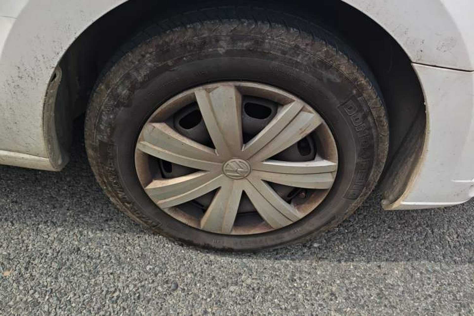 Used Volkswagen Jetta 2017 1.5L Automatic Fashion Model Right Front Wheel Hub