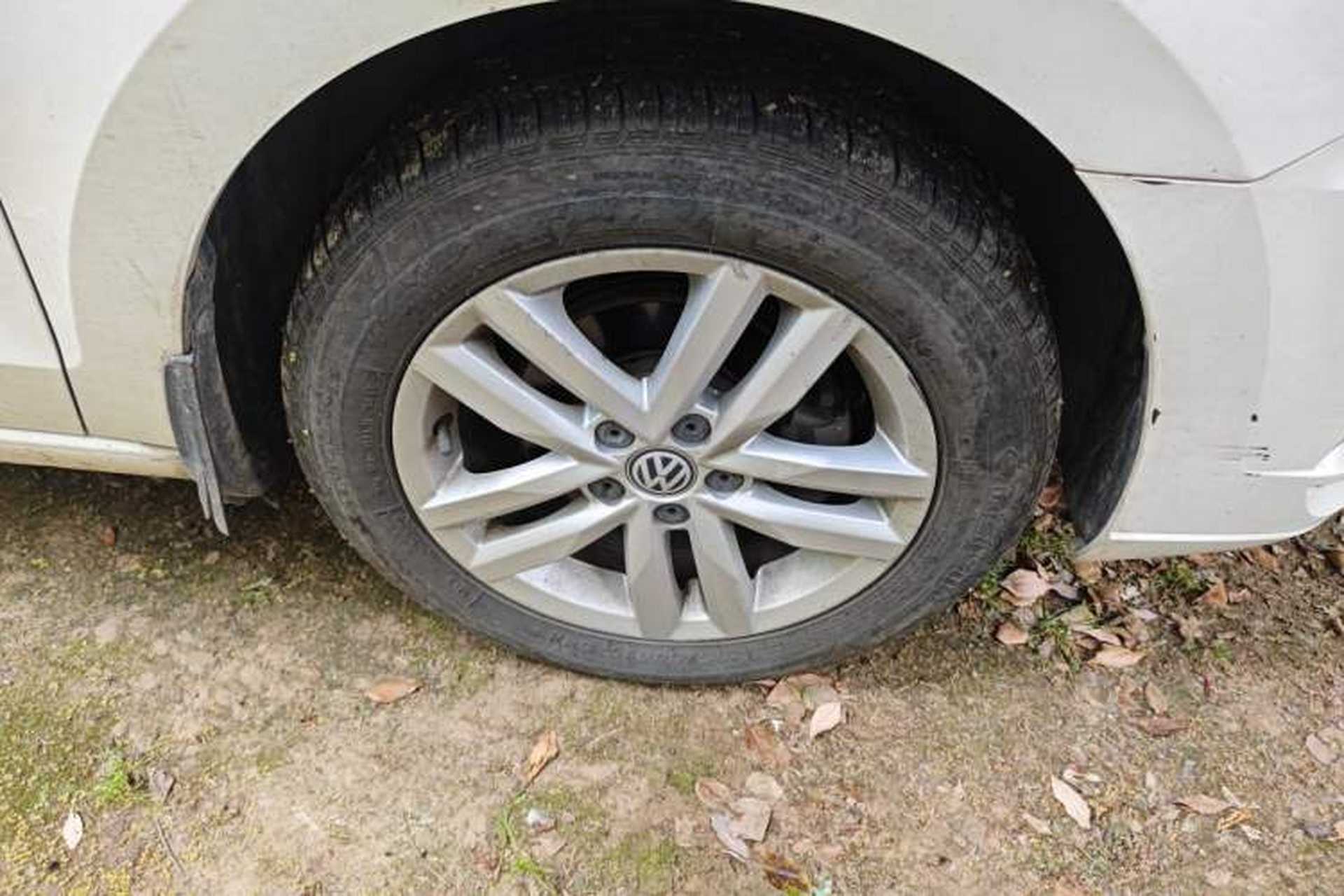 Used Volkswagen Jetta 2017 1.5L Automatic Comfort Model Right Front Wheel Hub