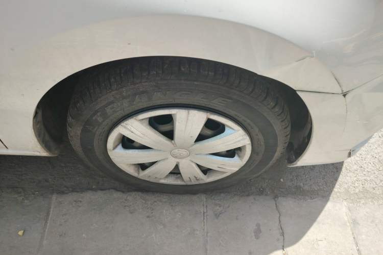 Used Volkswagen Jetta 2017 1.5L Automatic Fashion Model Right Front Wheel Hub