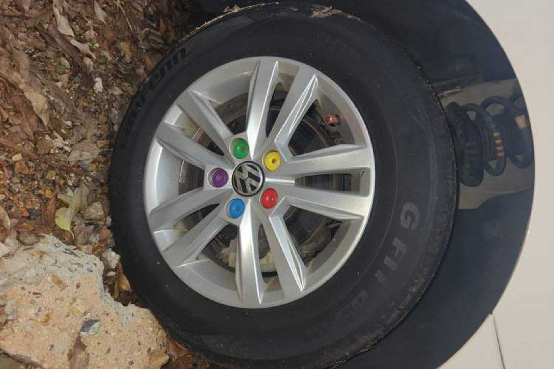 Used Volkswagen Jetta 2017 1.5L Automatic Fashion Model Right Front Wheel Hub