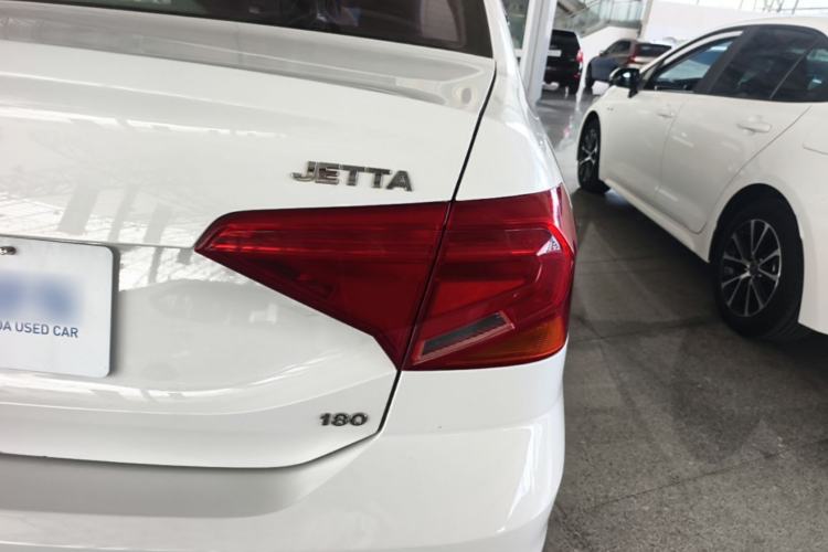 Used Volkswagen Jetta 2017 1.5L Automatic Comfort Model Right Rear Taillight