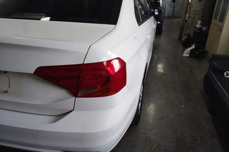 Used Volkswagen Jetta 2017 1.4L Manual Fashion Edition Right Rear Taillight