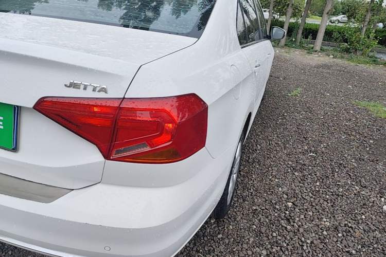 Used Volkswagen Jetta 2017 1.4L Manual Comfort Model Right Rear Taillight