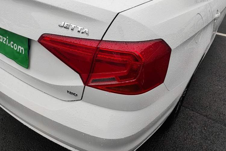 Used Volkswagen Jetta 2017 1.5L Automatic Fashion Model Right Rear Taillight