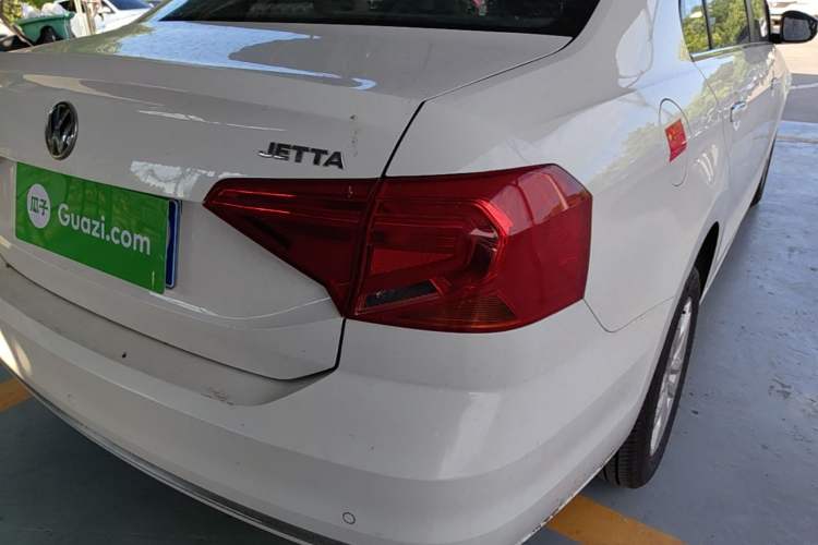 Used Volkswagen Jetta 2017 1.4L Manual Comfort Model Right Rear Taillight