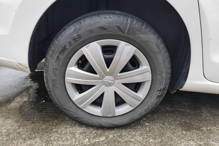 Used Volkswagen Jetta 2017 1.5L Automatic Fashion Model Right Rear Wheel Hub